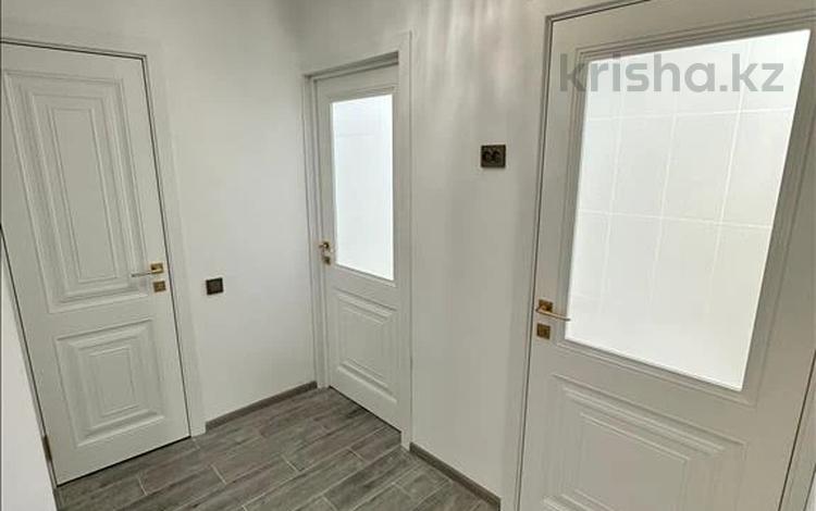 3-бөлмелі пәтер · 70 м² · 4/7 қабат, КУНАЕВА — ГОГОЛЯ/ПАРК 28 ПАНФИЛОВА, бағасы: 67 млн ₸ в Алматы, Медеуский р-н — фото 2