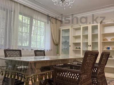 5-комнатная квартира · 200 м² · 1/6 этаж, Санаторная 18 — Аль фараби за 1.2 млн 〒 в Алматы, Бостандыкский р-н