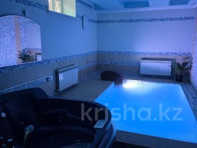 Дом · 8 комнат · 500 м², мкр Алгабас, Мухаметдинова 2 за 160 000 〒 в Алматы, Алатауский р-н