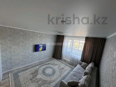 3-бөлмелі пәтер · 62 м² · 5/6 қабат, Желтоксан 37"А" — Камзина, бағасы: 18.8 млн ₸ в Аксу