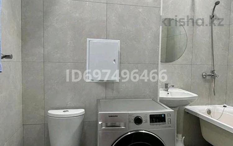 1-комнатная квартира · 48 м² · 4/6 этаж, 38-й мкр, 38 мкрн 10 за 130 000 ₸ в Актау — фото 2