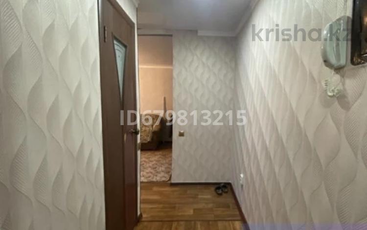 1-комнатная квартира, 33 м², 5/5 этаж помесячно, Абая 36 за 80 000 〒 в Темиртау — фото 21