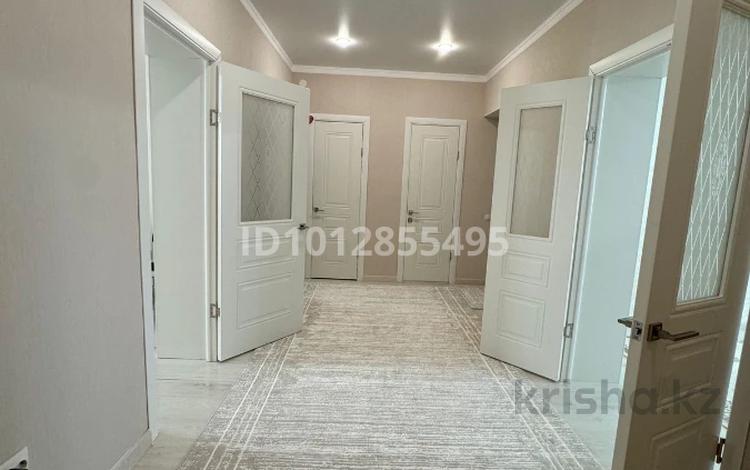 3-комнатная квартира · 90 м² · 3/9 этаж, мкр. Алтын орда 9б — проспект Алия Молдагулова за 34.5 млн ₸ в Актобе — фото 4
