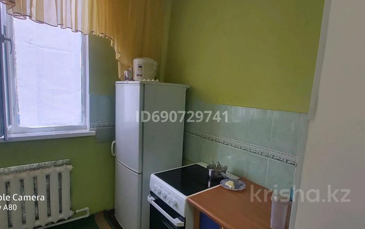 2-комнатная квартира, 54 м², 1/5 этаж, Есенберлина 35a