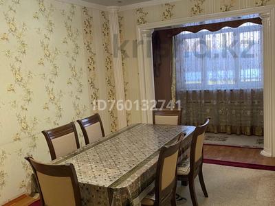 4-комнатная квартира · 75 м² · 5/5 этаж, мкр Восток 95 — Рядом есть магазин курмет, кафе милан ориентин атлант торговый дом за 220 000 〒 в Шымкенте, Аль-Фарабийский р-н