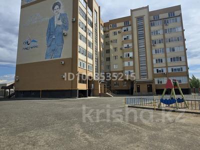 3-комнатная квартира · 105 м² · 1/8 этаж, мкр 12, Мкр 12вг 54 за 35 млн 〒 в Актобе