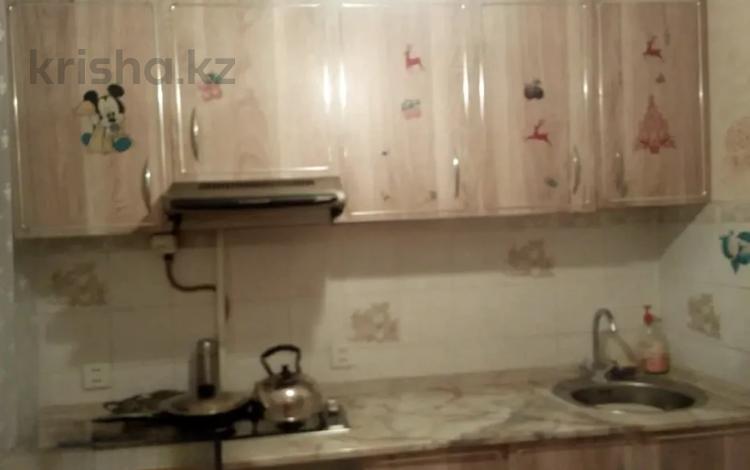 2-бөлмелі пәтер · 44 м² · 4/5 қабат, 30-шағынаудан, Рыскулова 15, бағасы: 15.3 млн ₸ в Караганде, Казыбек би р-н — фото 2