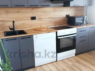 Продажа квартир в Карагандинской обл.: 2-комнатная квартира · 55.2 м² · 8/9 этаж, Микрорайон Шапагат за 20.7 млн 〒 2-комнатная квартира · 55.2 м² · 8/9 этаж, Микрорайон Шапагат за 20.7 млн 〒 в Караганде, Казыбек би р-н