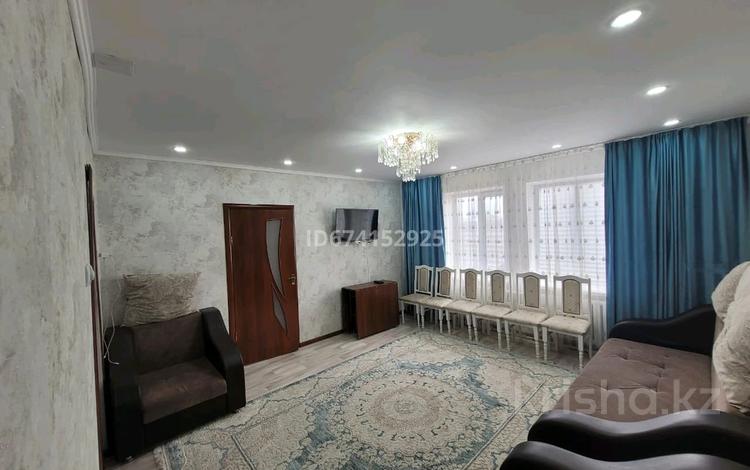Отдельный дом • 4 комнаты • 75 м² • , ул. Аубакира Алимжанова 73 за 20 млн 〒 в Балхаше — фото 2