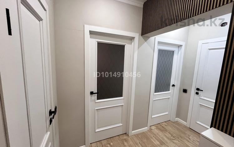 1-бөлмелі пәтер · 40 м² · 9/13 қабат, Есенова 160/3, бағасы: 33 млн ₸ в Алматы, Жетысуский р-н — фото 2