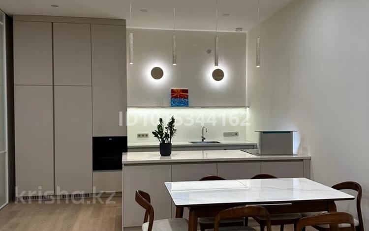 3-комнатная квартира · 140 м² · 2/8 этаж, Умай Ана 15 за 1.3 млн ₸ в Астане, Нура р-н — фото 2