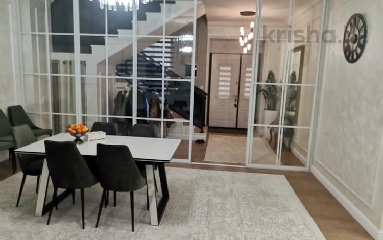 Отдельный дом · 6 комнат · 282.7 м² · 6 сот., мкр Тау Самал, Улар 9 за 340 млн ₸ в Алматы, Медеуский р-н — фото 2