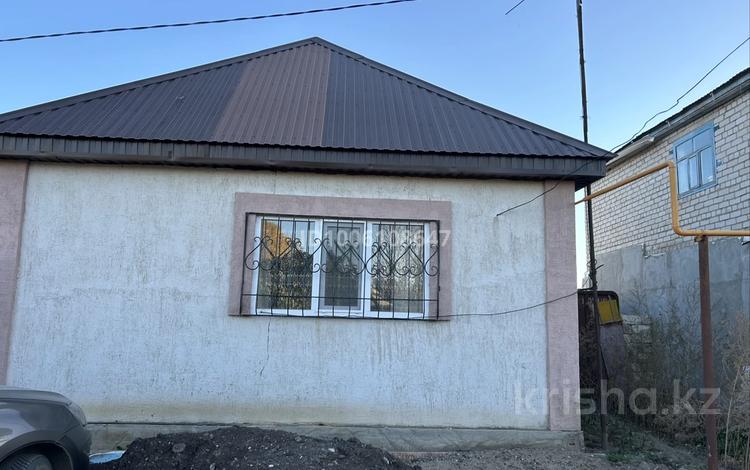 Дача · 3 комнаты · 60 м² · 10.2 сот., Кумжол Олимпиец 1 24 — Трансформатора за 9 млн 〒 в Актобе, жилой массив Акжар-2 — фото 2