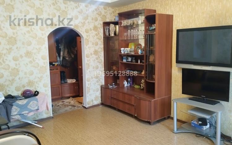 2-бөлмелі пәтер · 61 м² · 2/2 қабат, мкр Жилгородок 63 — Есет батыра угол скулкина, бағасы: 150 000 ₸ в Актобе — фото 2
