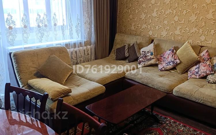 3-бөлмелі пәтер · 64 м² · 5/5 қабат, мкр Юго-Восток, Мкр Юго-Восток, мкр Гульдер 1, бағасы: 34 млн ₸ в Караганде, Казыбек би р-н — фото 2