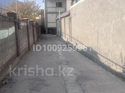 1-комнатная квартира · 35 м² · 2/2 этаж, мкр Акниет 584a за 100 000 〒 в Шымкенте, Абайский р-н