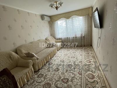 3-комнатная квартира, 75 м², 2/5 этаж, Муткенова 58 за 25 млн 〒 в Павлодаре