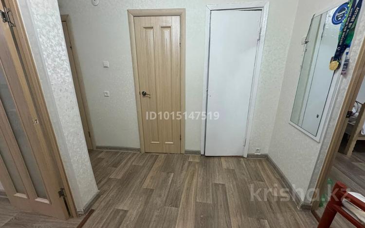 2-комнатная квартира · 48 м² · 1/6 этаж, мкр. Алтын орда, Братья Жубановых 300/1 — рядом университет Баишева за 14.5 млн ₸ в Актобе — фото 2