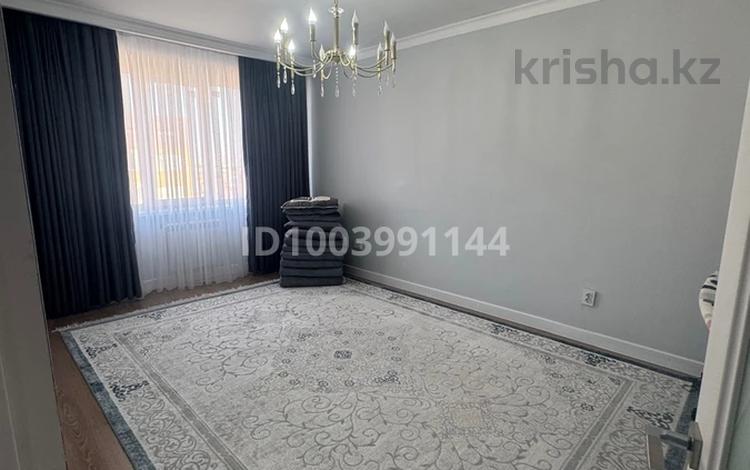 3-бөлмелі пәтер · 74.9 м² · 9/9 қабат, мкр Нурсая 120, бағасы: 33 млн ₸ в Атырау — фото 6