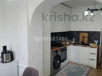 3-комнатная квартира · 89 м² · 3/5 этаж, мкр Центральный, Сатпаева 50 за 300 000 〒 в Атырау