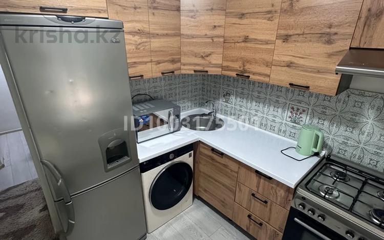 1-бөлмелі пәтер · 50 м² · 2/5 қабат, Гоголя 99 — Аблайхана, бағасы: 15 000 ₸ в Алматы, Алмалинский р-н — фото 2