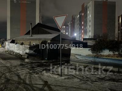 Дача · 3 комнаты · 1000 м² · 11 сот., Мустафа шокай 103/1 — Кордай за 35 млн 〒 в Астане, Алматы р-н