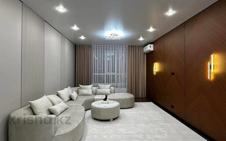 3-комнатная квартира · 100 м² · 7/21 этаж, Аль-Фараби — Сейфуллина за 900 000 ₸ в Алматы, Бостандыкский р-н — фото 2