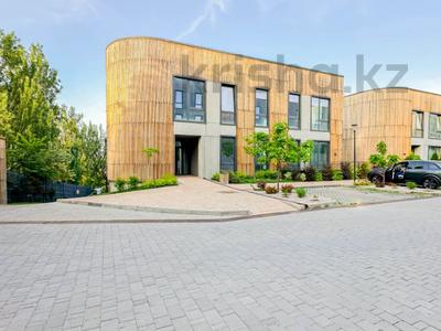 Продажа квартир в Алматы: 4-комнатная квартира · 220 м² · 3/3 этаж, Кербулакская 8/1 к1 — Оспанова за 250 млн 〒 4-комнатная квартира · 220 м² · 3/3 этаж, Кербулакская 8/1 к1 — Оспанова за 250 млн 〒 в Алматы, Медеуский р-н