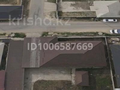 Отдельный дом · 6 комнат · 160 м² · 10 сот., мкр Самал-2, Дастүр 24 — Базар Салам за 40 млн ₸ в Шымкенте, Абайский р-н