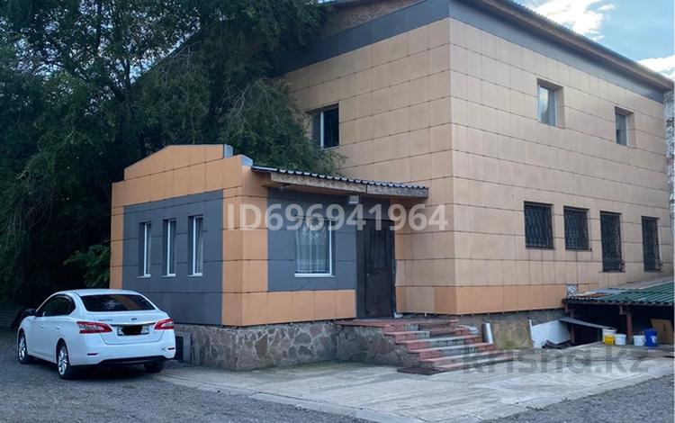 Жеке үй · 15 бөлме · 750 м² · 40 сот., Майкудук, МкрВосток-1 7, бағасы: 160 млн ₸ в Караганде, Алихана Бокейханова р-н — фото 2