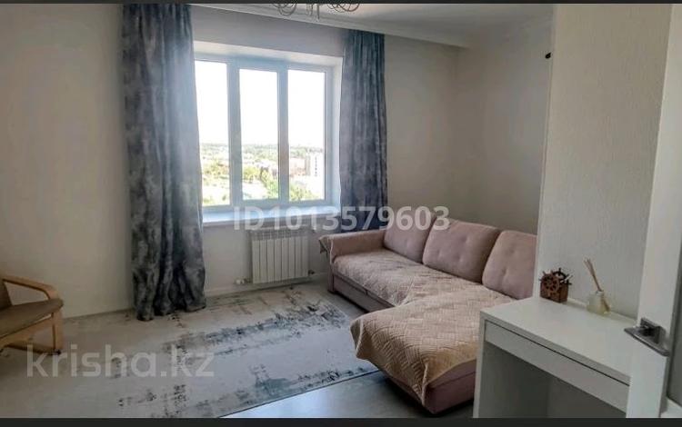 2-комнатная квартира · 60 м² · 6/8 этаж, Улы Дала — Аль Фараби за 300 000 ₸ в Астане, Есильский р-н — фото 12