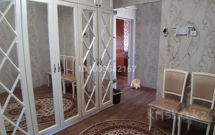 3-комнатная квартира · 63 м² · 10/10 этаж, мкр Юго-Восток, Мкр Степной 3 6/2 — Турист за 26 млн ₸ в Караганде, Казыбек би р-н — фото 2