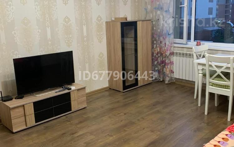 2-бөлмелі пәтер, 60 м², 4/12 қабат, Сауран 3/1, бағасы: 33.5 млн 〒 в Астане, Есильский р-н — фото 14