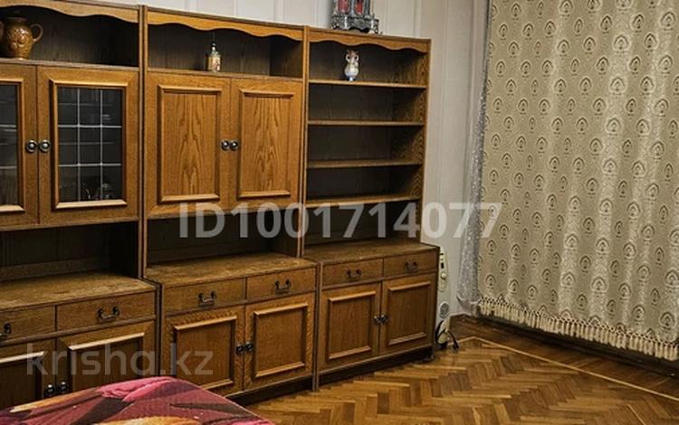 1-комнатная квартира · 37 м² · 2/5 этаж, мкр Самал-1 9 — Напротив Достык Плаза, воле Евразии за 300 000 ₸ в Алматы, Медеуский р-н — фото 2