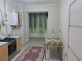 1-бөлмелі пәтер · 54 м² · 3/6 қабат, мкр. Алтын орда, Мустафы Шокая 11 — Возле школы Билим., бағасы: 150 000 ₸ в Актобе — фото 3