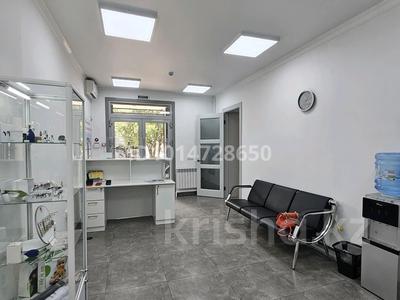 Свободное назначение, офисы, магазины и бутики, общепит, салоны красоты, образование · 54.8 м² за 120 млн ₸ в Алматы, Бостандыкский р-н
