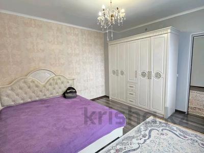 3-комнатная квартира · 90 м² · 4/17 этаж · помесячно, Кюйши Дины 22 за 280 000 〒 в Астане, Алматы р-н