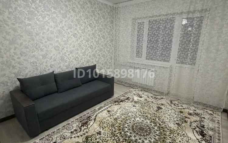 1-бөлмелі пәтер · 40 м² · 4/5 қабат, Айнабұлақ-2 ш/а. 71, бағасы: 210 000 ₸ в Алматы, Жетысуский р-н — фото 2