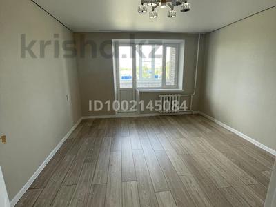 Продажа квартир в Западно-Казахстанской обл.: 2-комнатная квартира · 53 м² · 2/5 этаж, Заводская (Айжайык) 88 за 12.5 млн 〒 2-комнатная квартира · 53 м² · 2/5 этаж, Заводская (Айжайык) 88 за 12.5 млн 〒 в Аксае