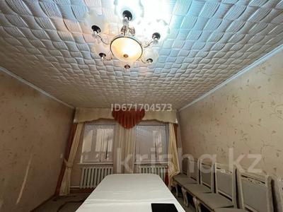 Отдельный дом • 6 комнат • 129 м² • 10 сот., Жылысбаева за 27 млн 〒 в Таразе