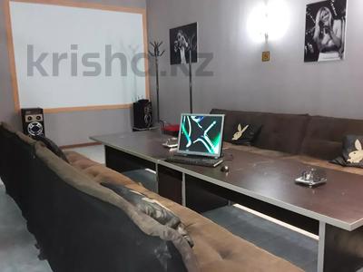 Офисы · 350 м² за 900 000 〒 в Актау, 25-й мкр