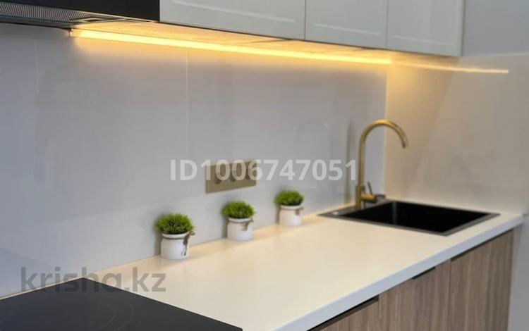 2-комнатная квартира · 42 м² · 15/18 этаж, Е-36 11 за 350 000 ₸ в Астане, Нура р-н — фото 2