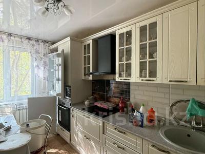 3-комнатная квартира · 66 м² · 3 этаж, Каныша Сатпаева 12 за 320 000 ₸ в Усть-Каменогорске
