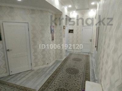 4-комнатная квартира · 120 м² · 1/5 этаж, 34-й мкр 14 за 50 млн 〒 в Актау