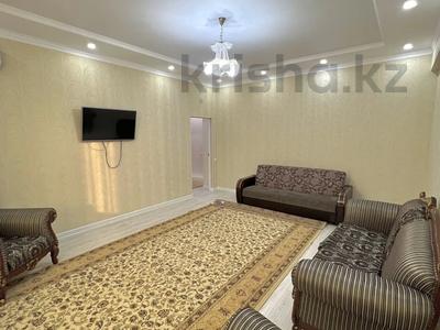 2-комнатная квартира · 80 м² · 7/12 этаж, 16-й мкр 33/7 за 250 000 〒 в Актау