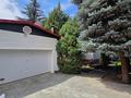 Жеке үй · 5 бөлме · 350 м² · 10 жүзд., улица Жанибекова 21, бағасы: 2 млн ₸ в Алматы, Медеуский р-н — фото 63