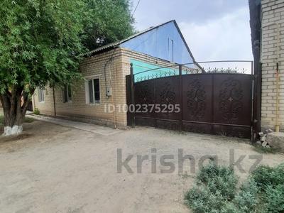 Отдельный дом · 5 комнат · 150 м² · 10 сот., ул. Бейымбет Майлина 7 — Досбол би за 20 млн 〒 в 