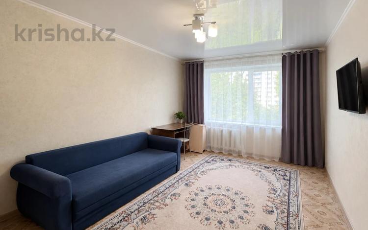 1-комнатная квартира · 37 м² · 2/9 этаж, ул. Муканова — рядом Большая Раха за 14.4 млн ₸ в Караганде, Казыбек би р-н — фото 2