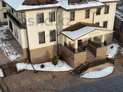 Жеке үй · 6 бөлме · 750 м² · 13.5 сот., мкр Юбилейный, Кайсенова 105/11, бағасы: 600 млн 〒 в Алматы, Медеуский р-н