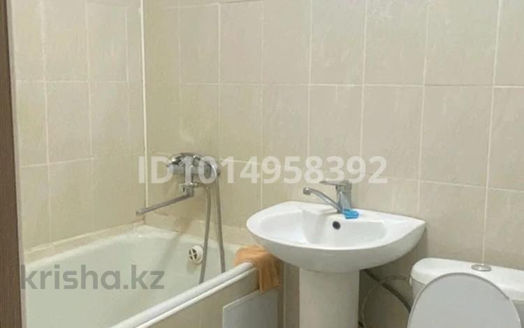 2-бөлмелі пәтер · 48 м² · 3/5 қабат, Акбулак ш/а. 19, бағасы: 11 млн ₸ в Таразе, мкр Акбулак — фото 2